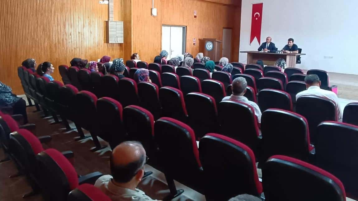 Veli toplantısı 